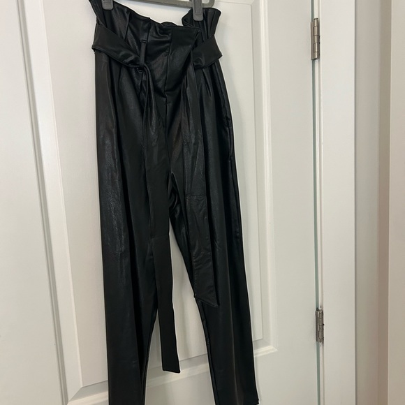 Commando Black Faux Leather Paper Bag Pant Small NWT - Picture 3 of 5